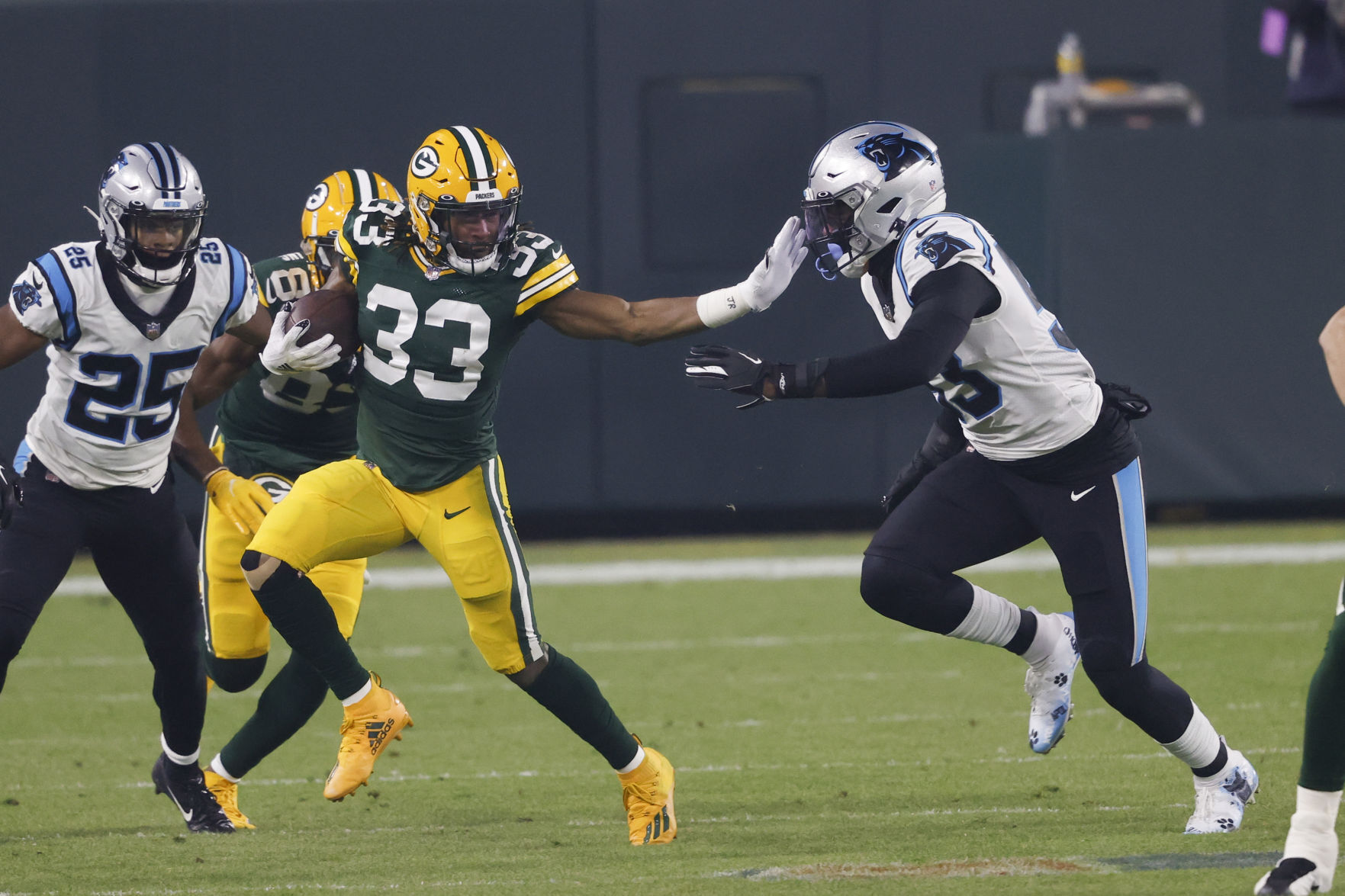 Packers 24, Panthers 16